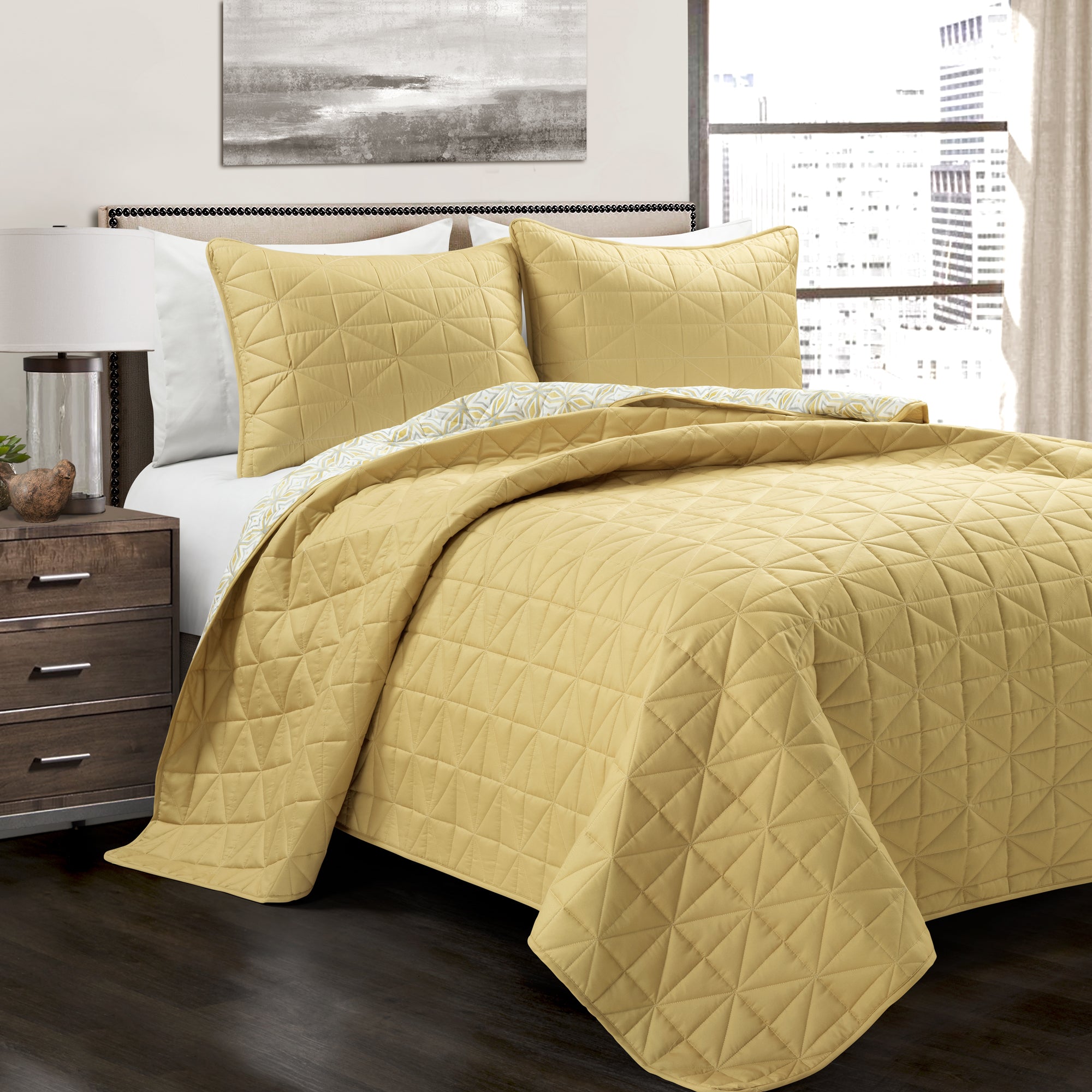 Bedding Bundle: Mid Century Modern Geo Quilt Set & Diamond Clip Jacquard Duvet Cover Set