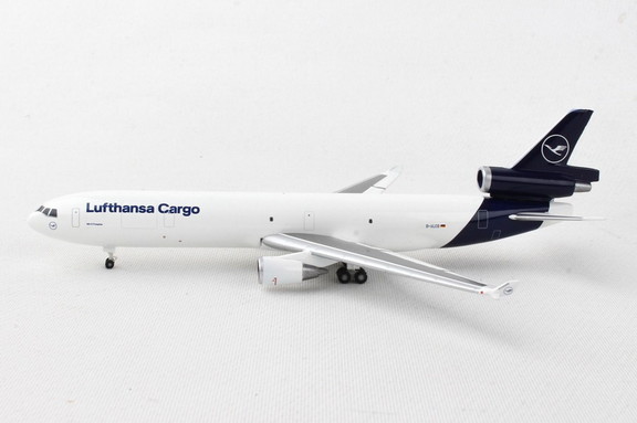 Herpa Lufthansa Cargo Md11F 1/500 New Livery  HE53...