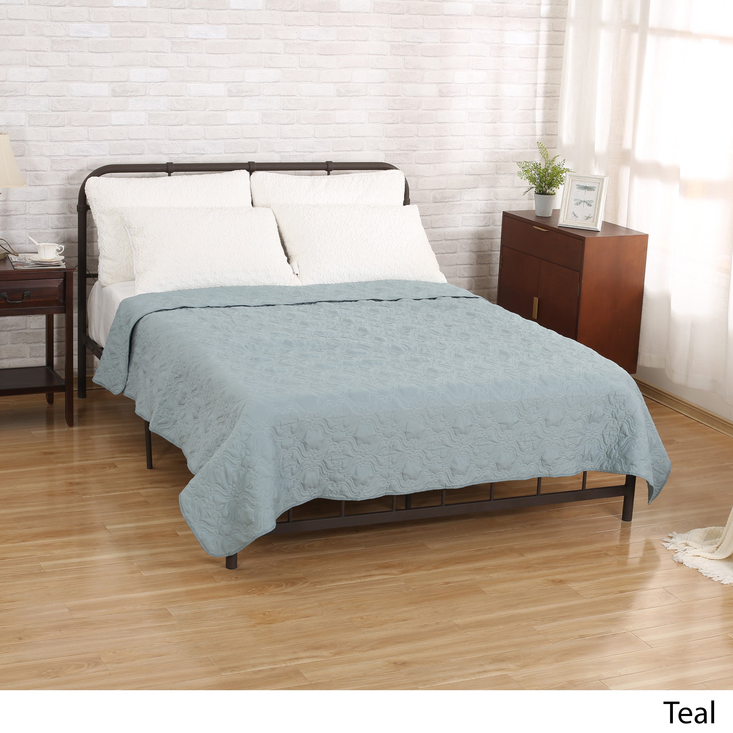 Landyn Double Bed Fabric Quilt