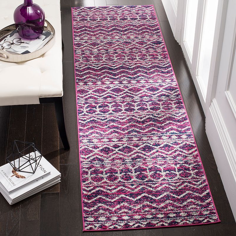 Safavieh Madison Tribal Striped Rug