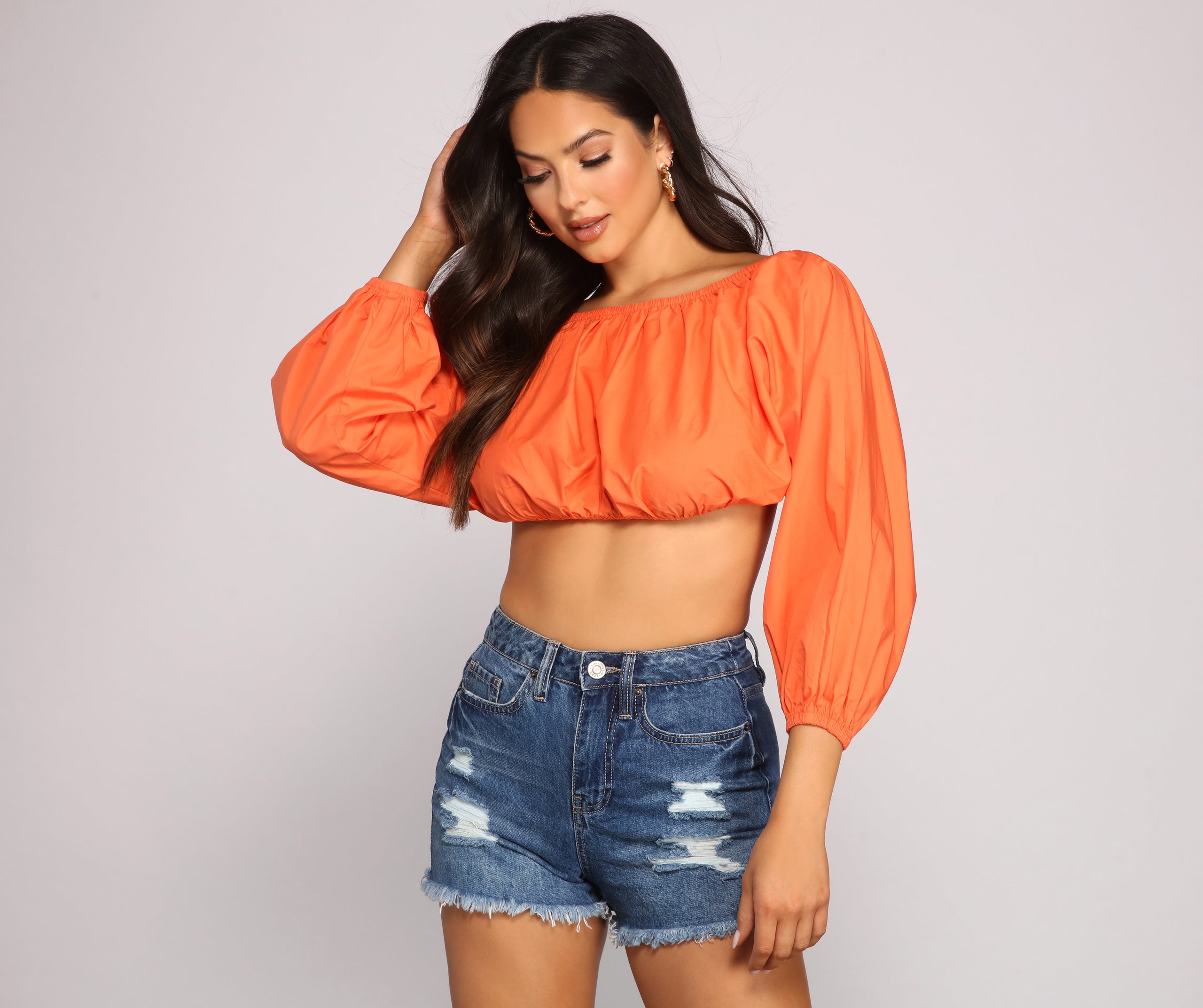 Effortless And Chic Crop Top