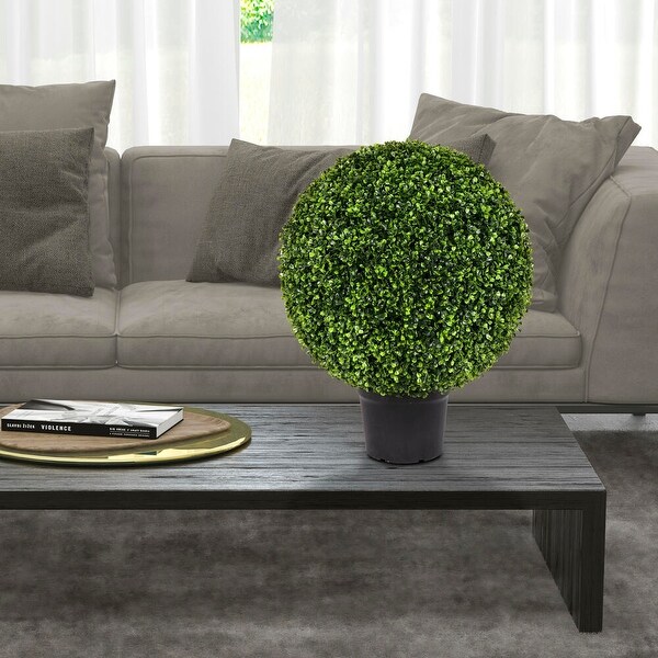 Vickerman 24 Artificial Green Boxwood Ball.