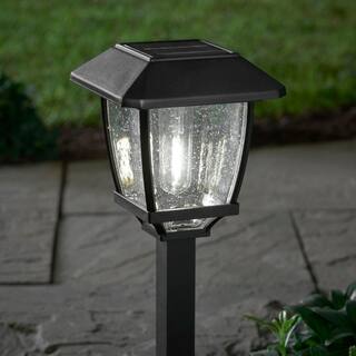 Hampton Bay Solar Black LED Path Light 14 Lumens with Seedy Glass Lens and Vintage Bulb P5100-01-22