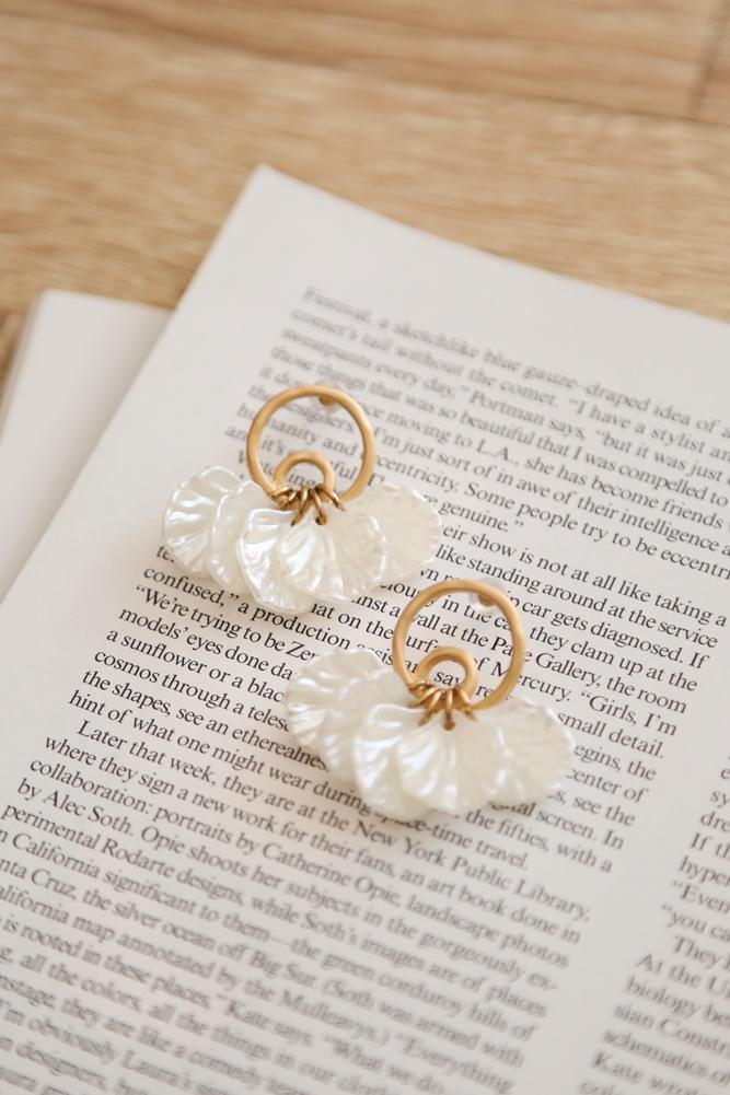 Little Haiti Earrings White and Gold