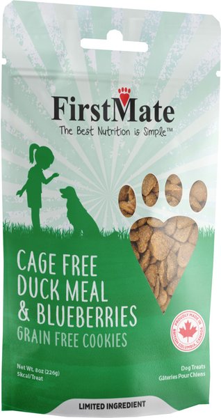 Firstmate Cage Free Duck Meal and Blueberries Grain-Free Dog Treats， 8-oz bag