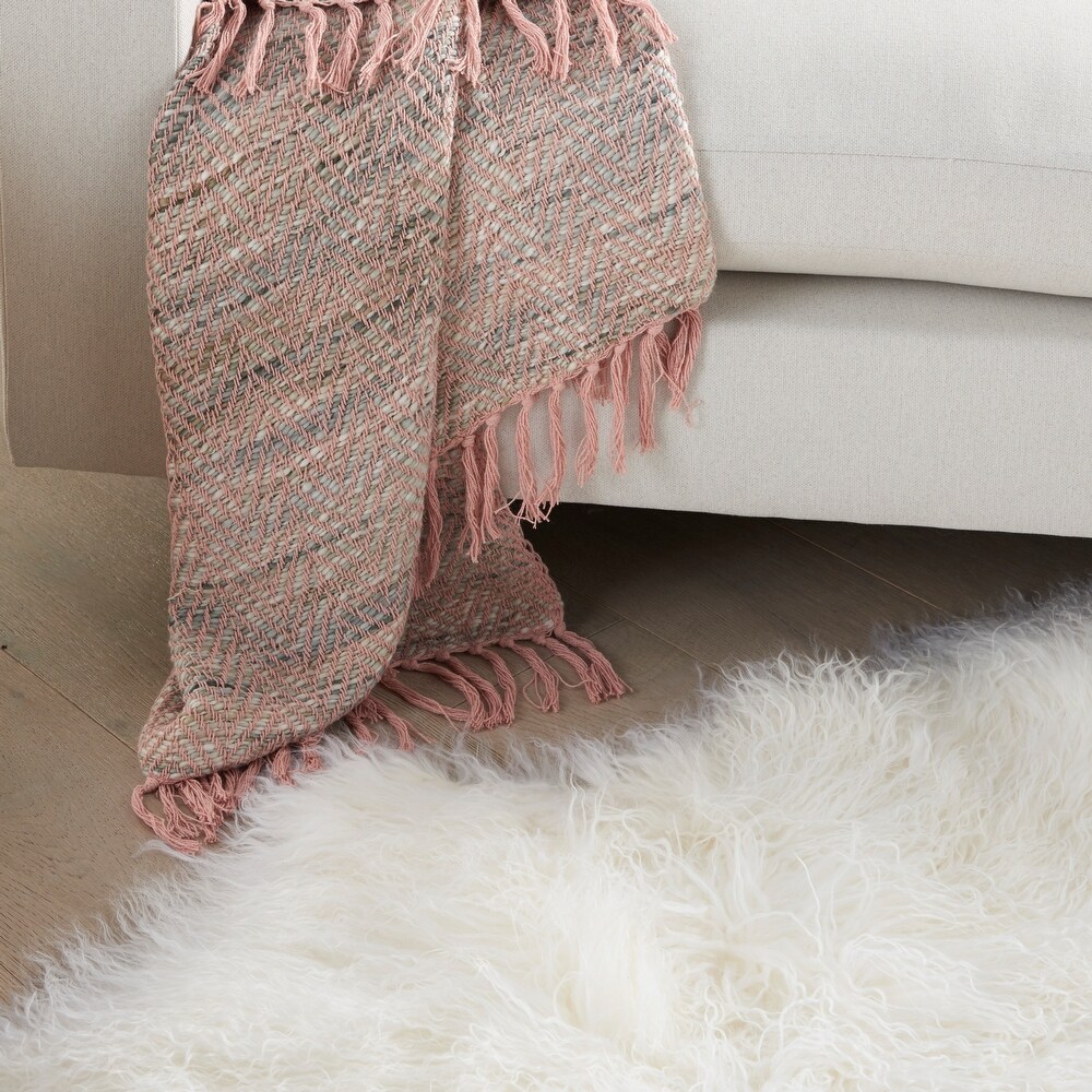 Mina Victory Modern Herringbone Space Dyed Cotton Blush Throw Blanket 50\