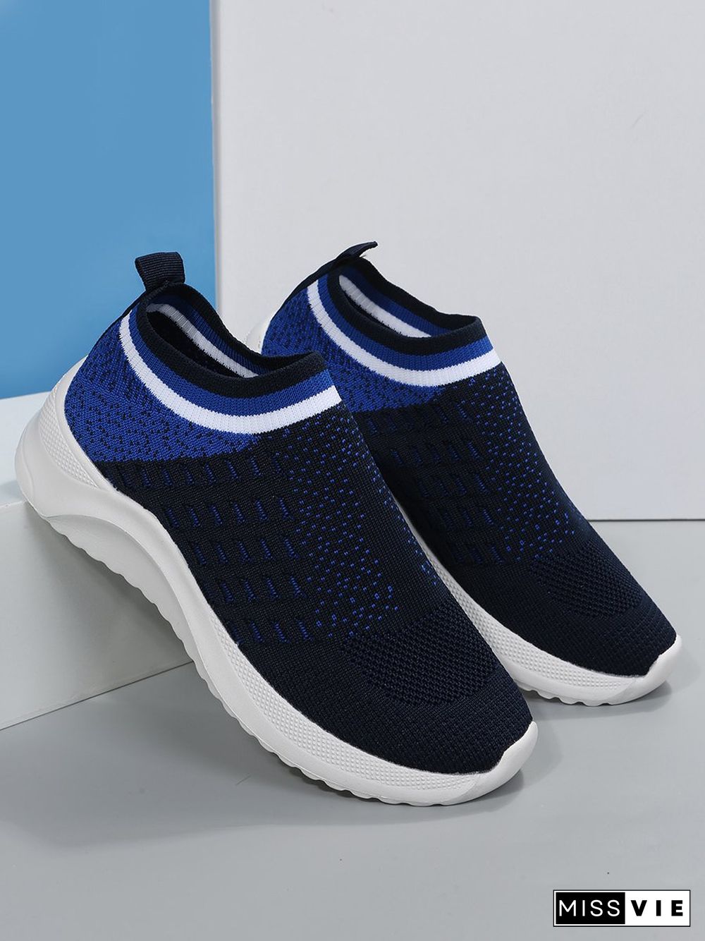 Women Striped Sports All Season Split Joint Breathable Mesh Fabric Fabric Fly Woven Shoes EVA Sneakers