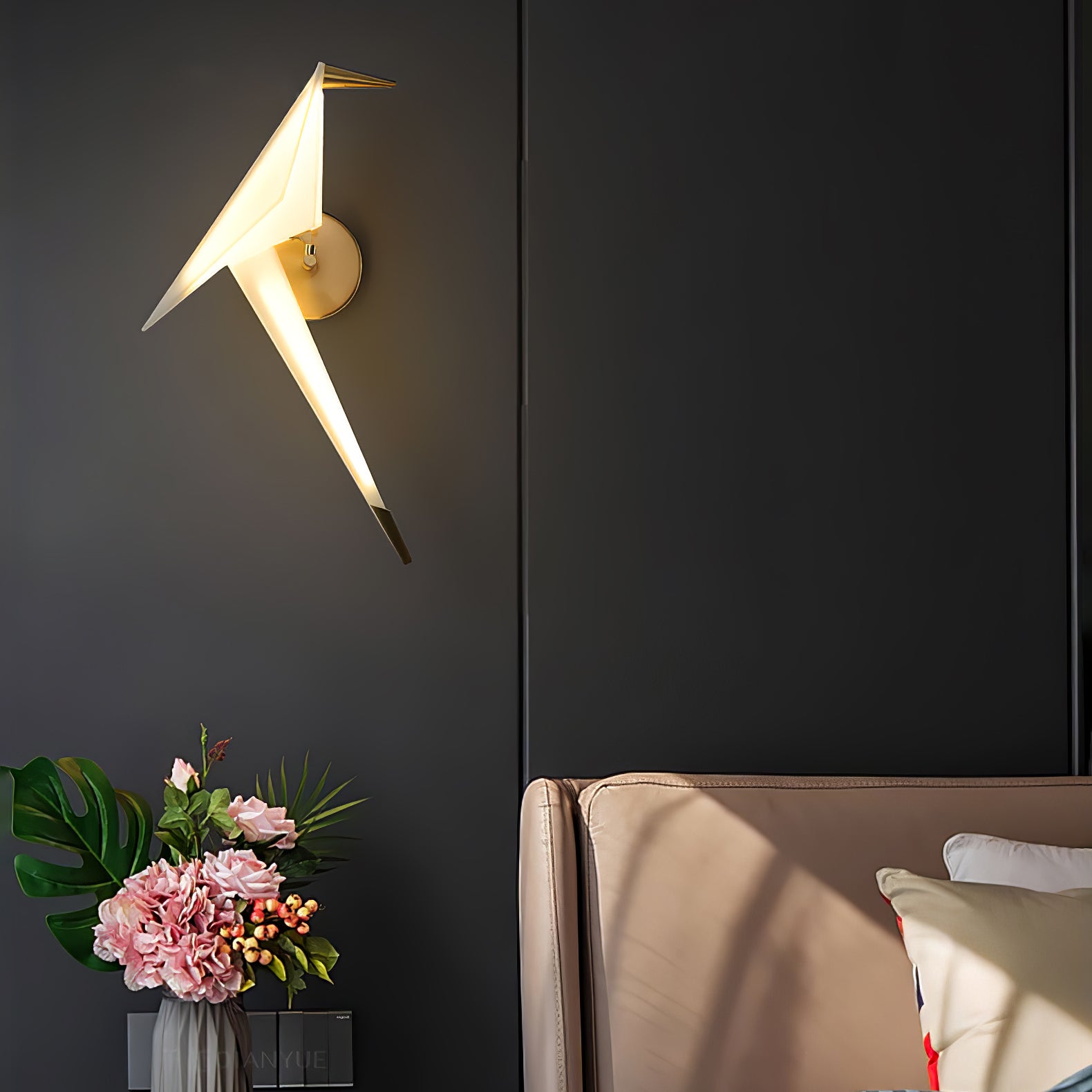 Avian Serenity Wall Lamp