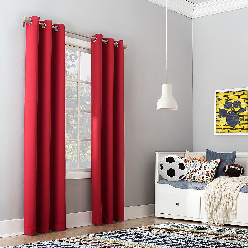 Sun Zero Blackout 1-Panel Riley Kids Curtain