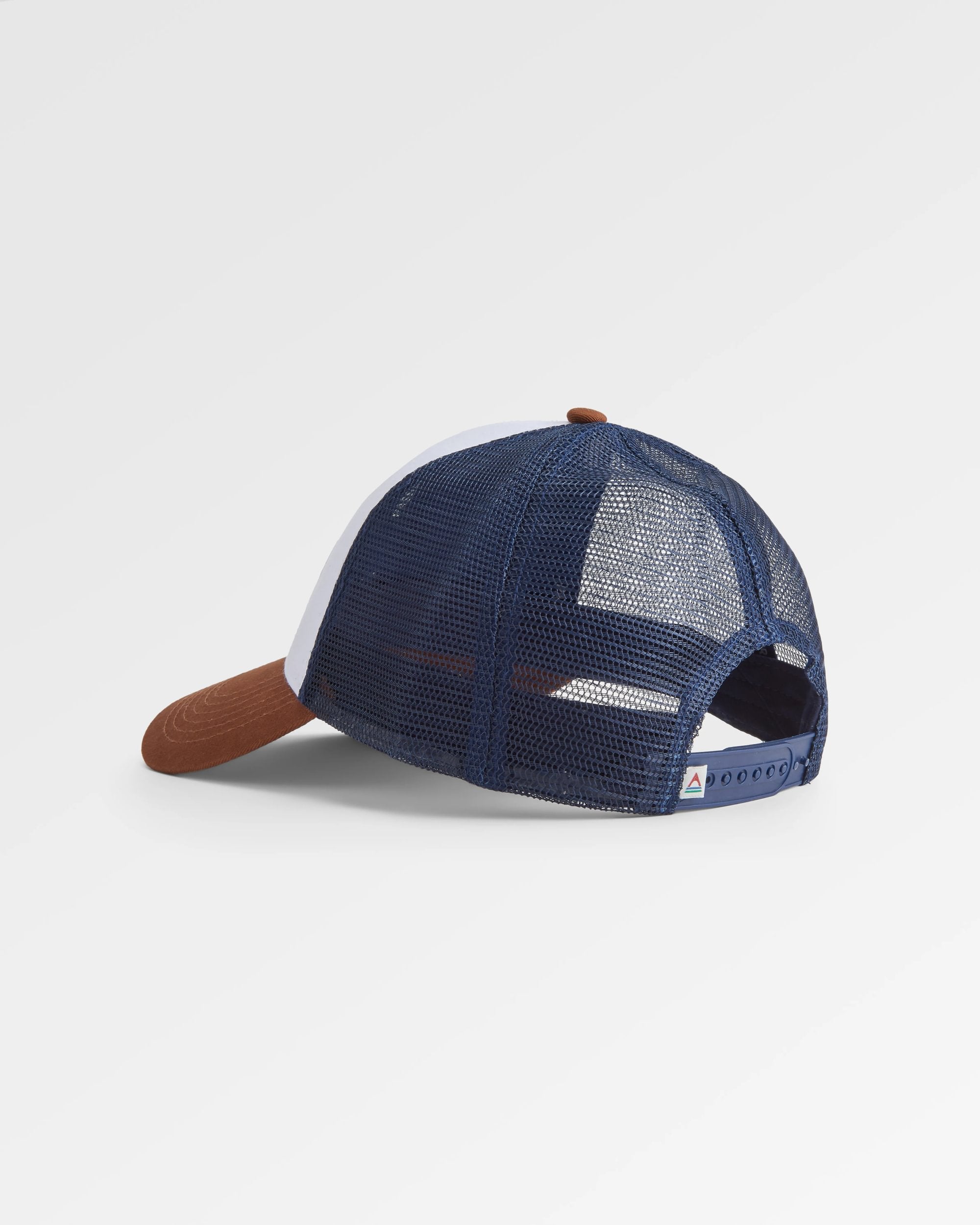 Made To Roam Mesh Snapback Cap - Rich Navy/Rubber