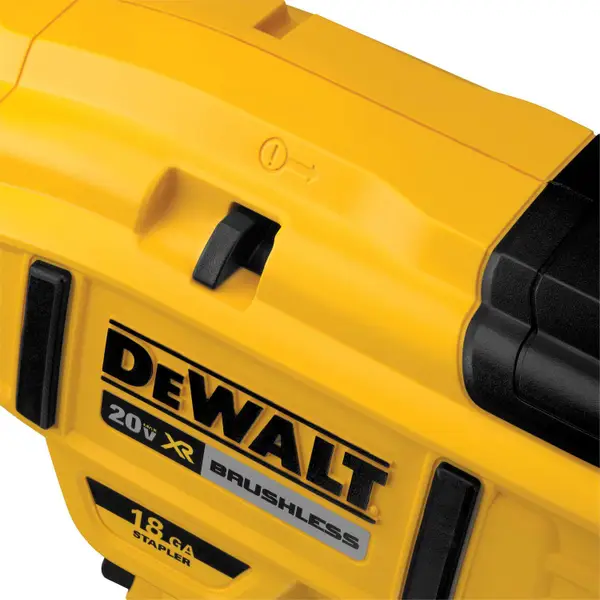 DEWALT 20V MAX XR 18 Gauge Narrow Crown Stapler