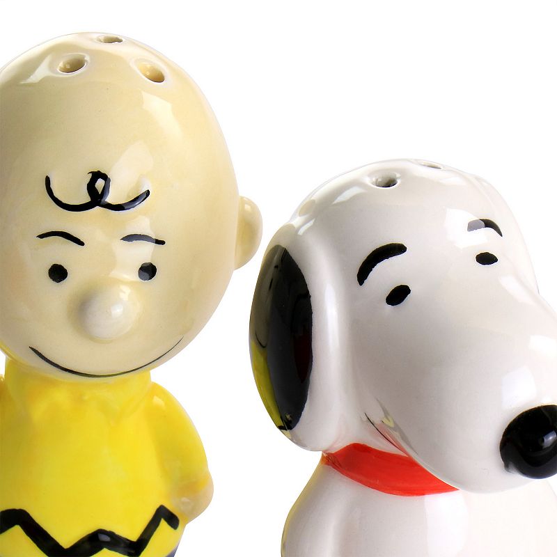 Gibson Home Peanuts Classical Pals Charlie Brown and Snoopy Figurine Salt and Pepper Shaker Set