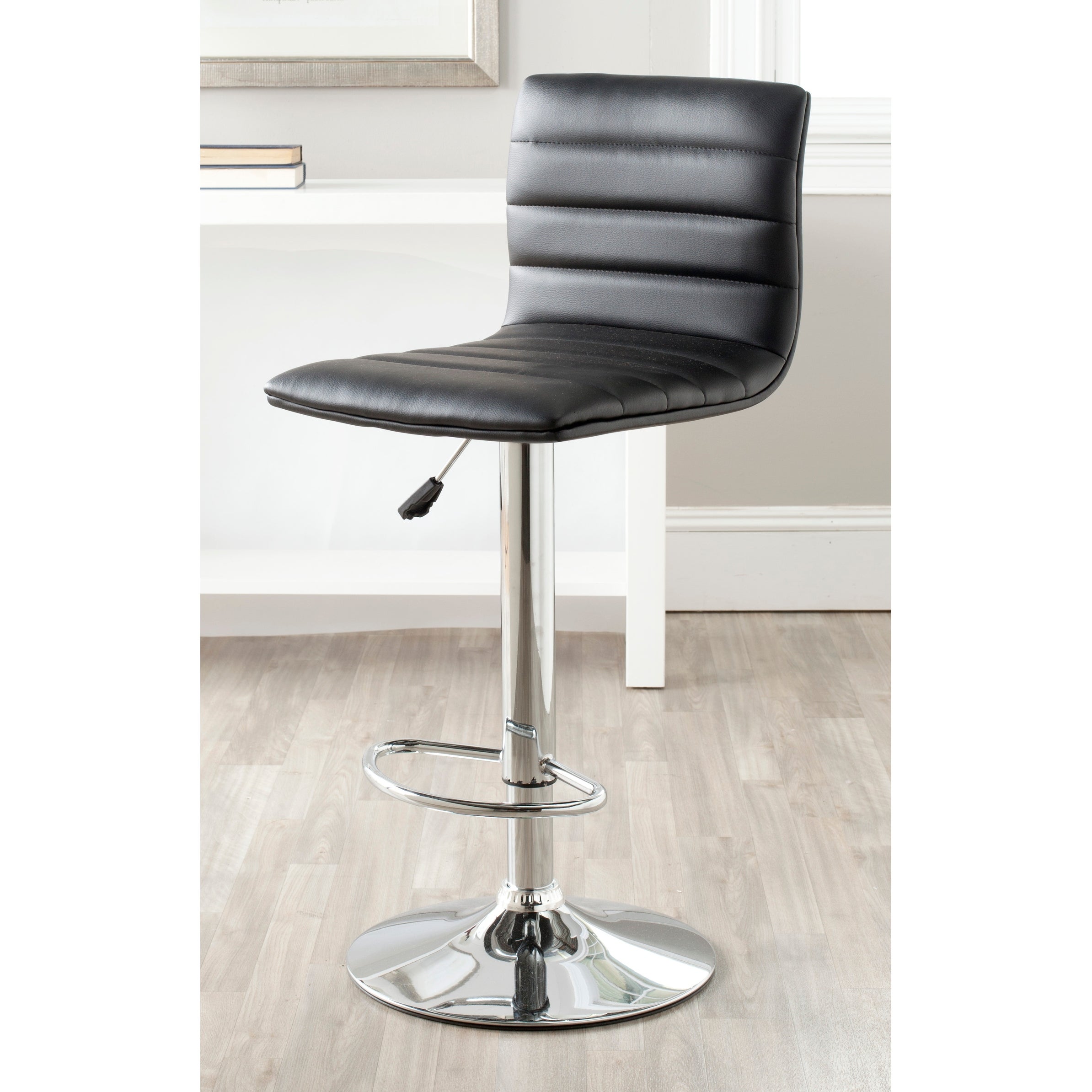 SAFAVIEH Arissa Black Adjustable 24-30-inch Swivel Bar Stool - 15.4