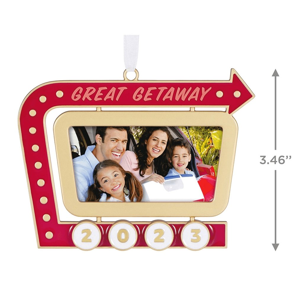 Hallmark  Great Getaway 2023 Metal Photo Frame Ornament (128)