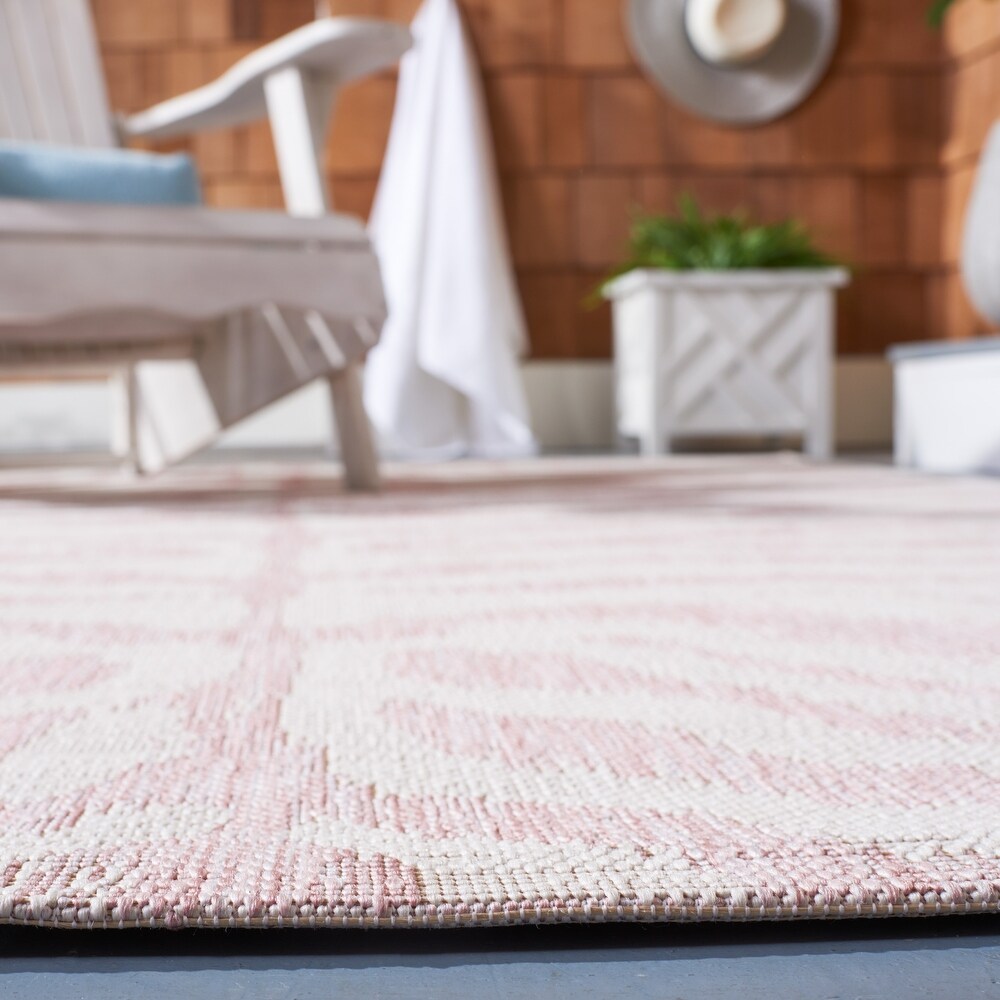 SAFAVIEH Courtyard Ottaviana Indoor/ Outdoor Waterproof Patio Backyard Rug