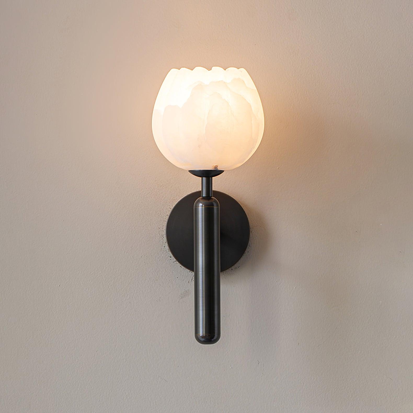 Mian Wall Lamp