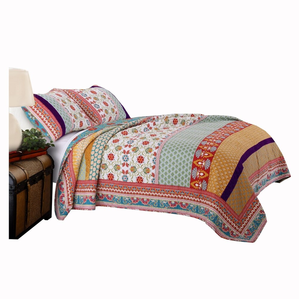 Geometric and Floral Print Full Size Quilt Set with 2 Shams  Multicolor