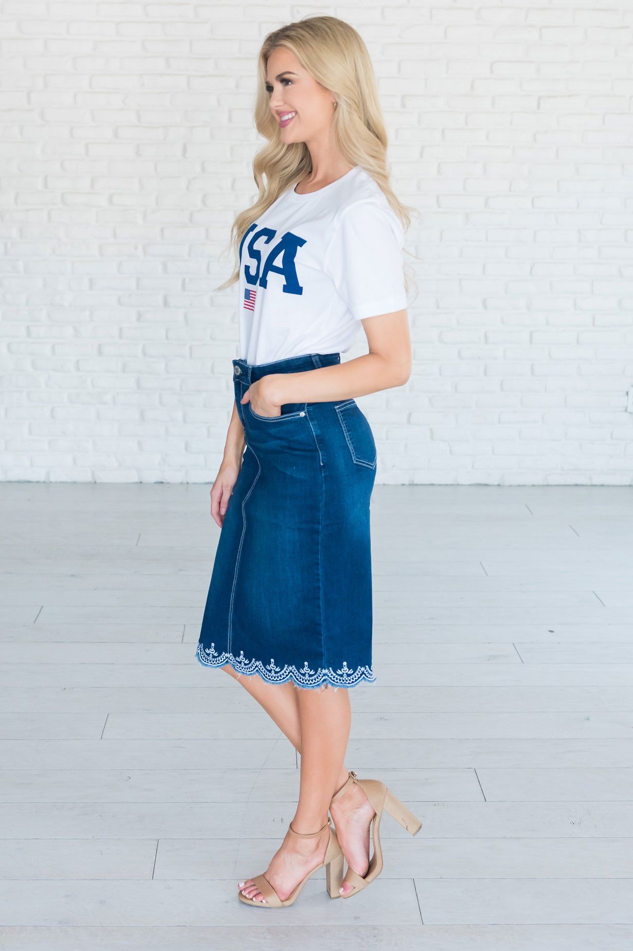 Indigo Wash Scallop Denim Skirt