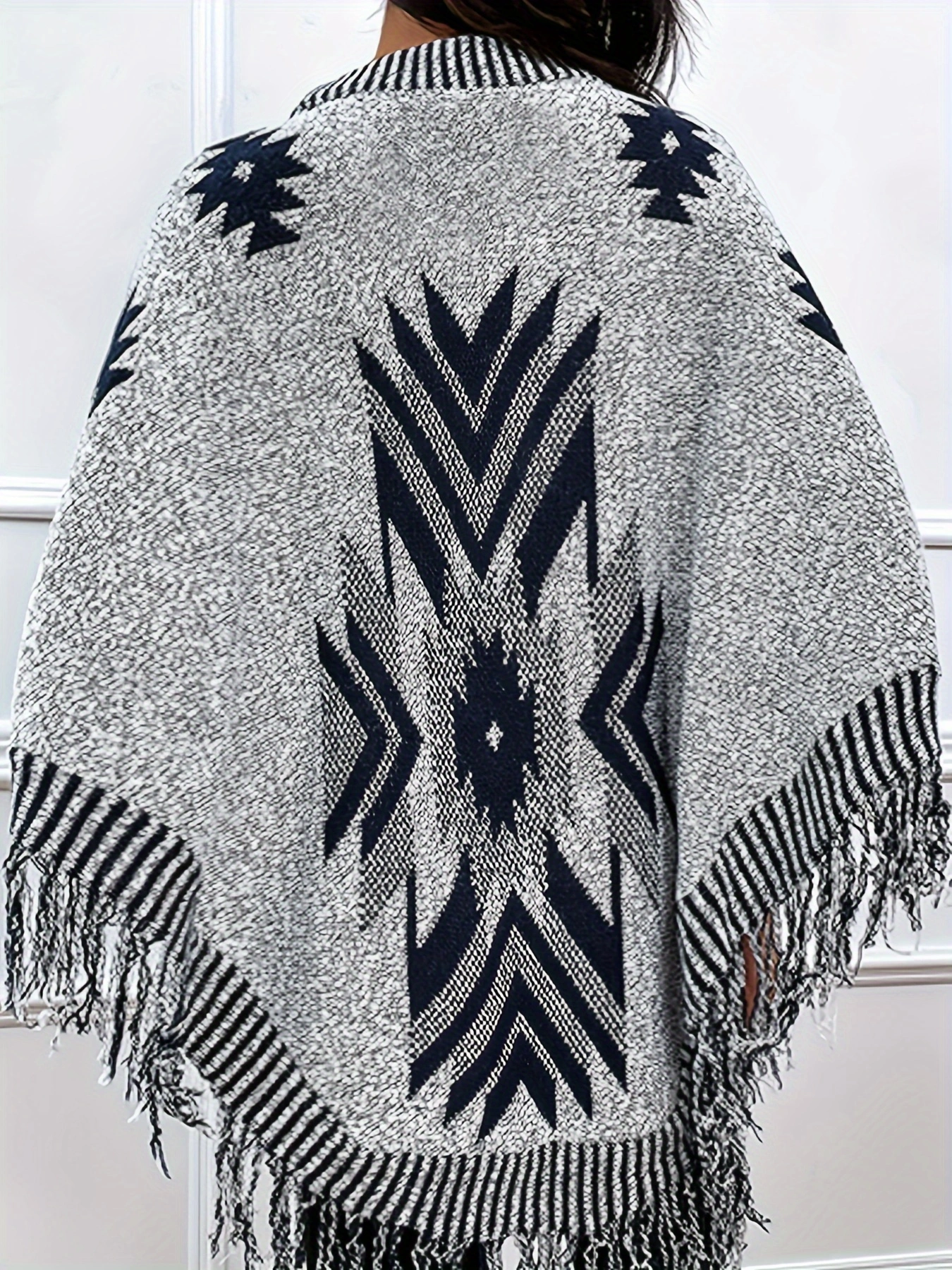 Elegant Geometric Patterned Sweater - Polyester Knit Pullover with Round Neck, Fringe Detail, and Medium Stretch Fabric - Autumn/Winter Collection