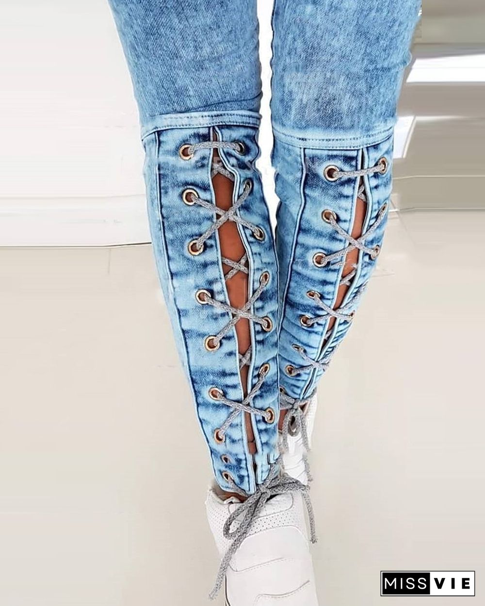 Solid Color Lace-up Skinny Jeans