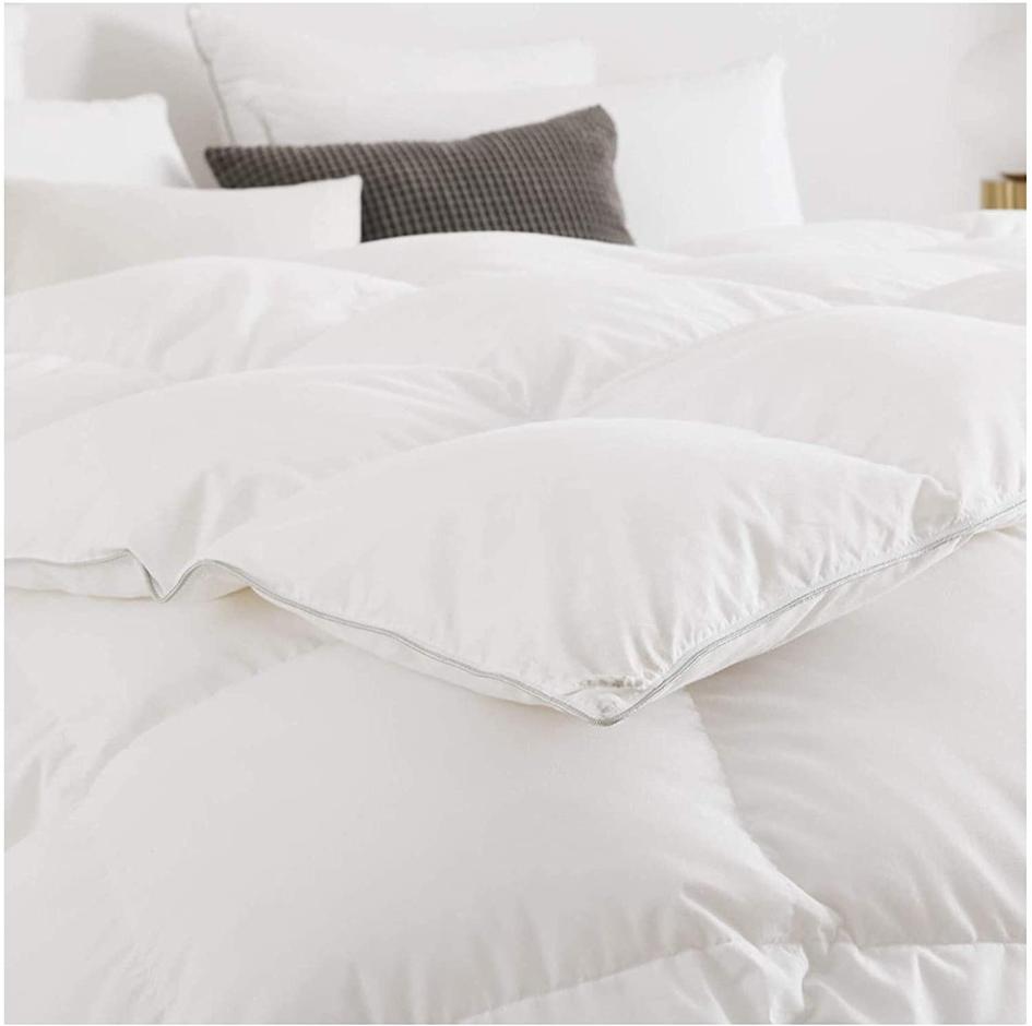 KASENTEX Luxurious White Down Comforter All Seasons Solid White Duvet Insert Brushed Poly-Cotton Shell Down Proof Cozy Soft with Tabs， White， Twin Size