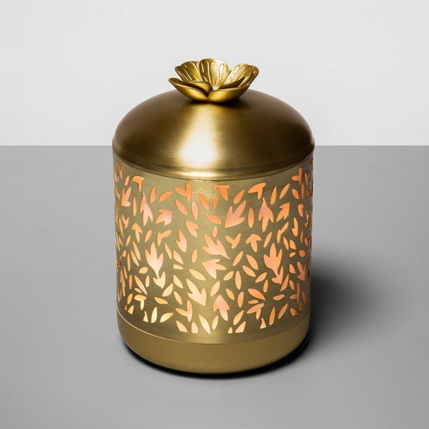 200ml Metal Flower Cutout Color changing Oil Diffuser Gold