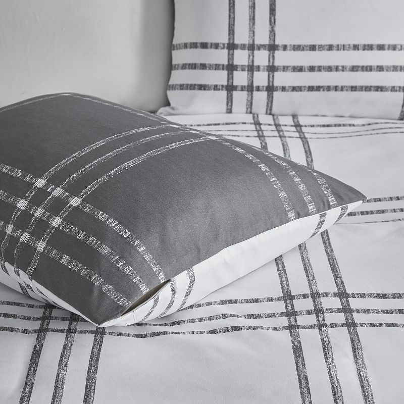 Intelligence Design Nathan Plaid Reversible Antimicrobial Duvet Cover Set