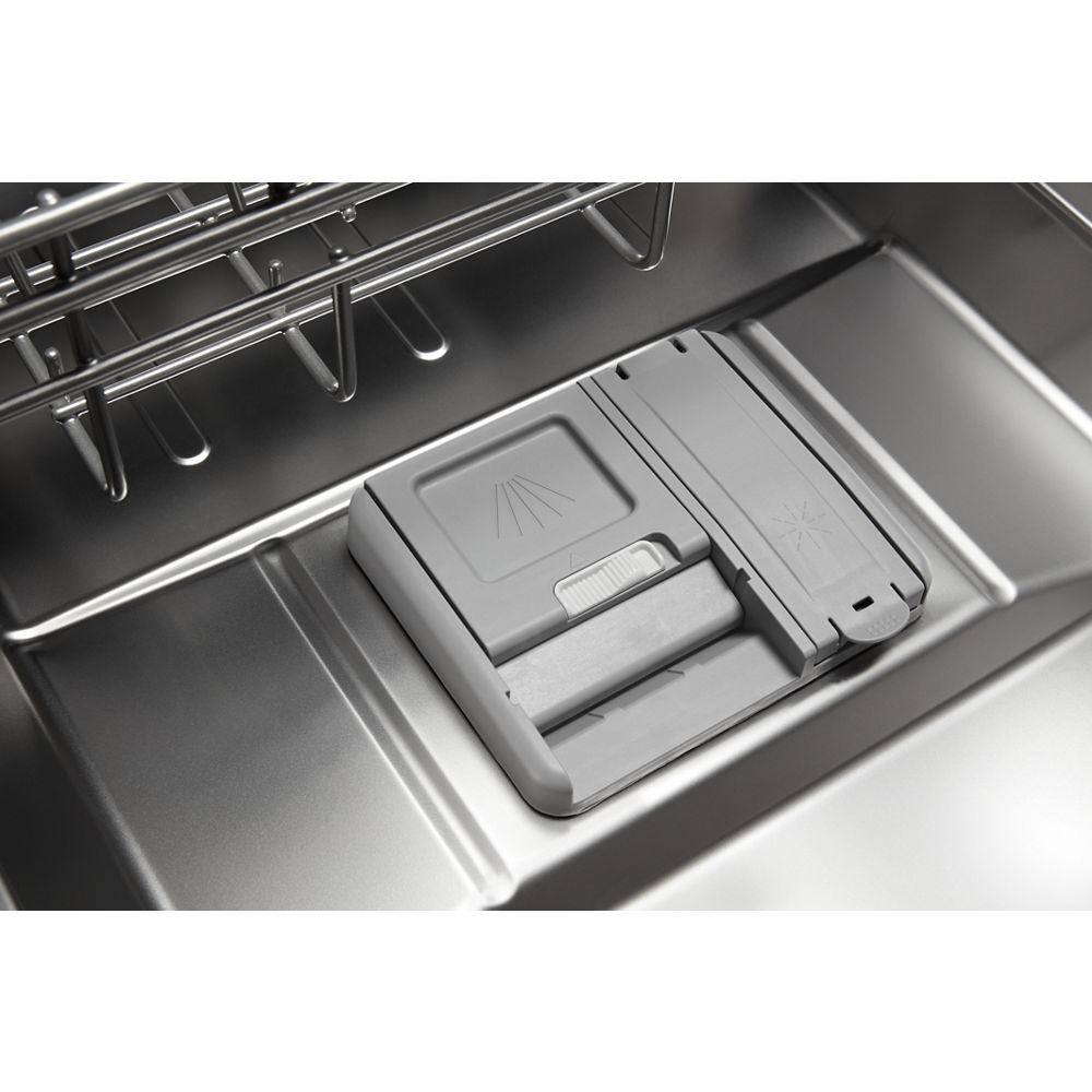 Whirlpool 24 in. Stainless Steel Front Control Built-In Tall Tub Dishwasher with Stainless Steel Tub 51 dBA WDF550SAHS