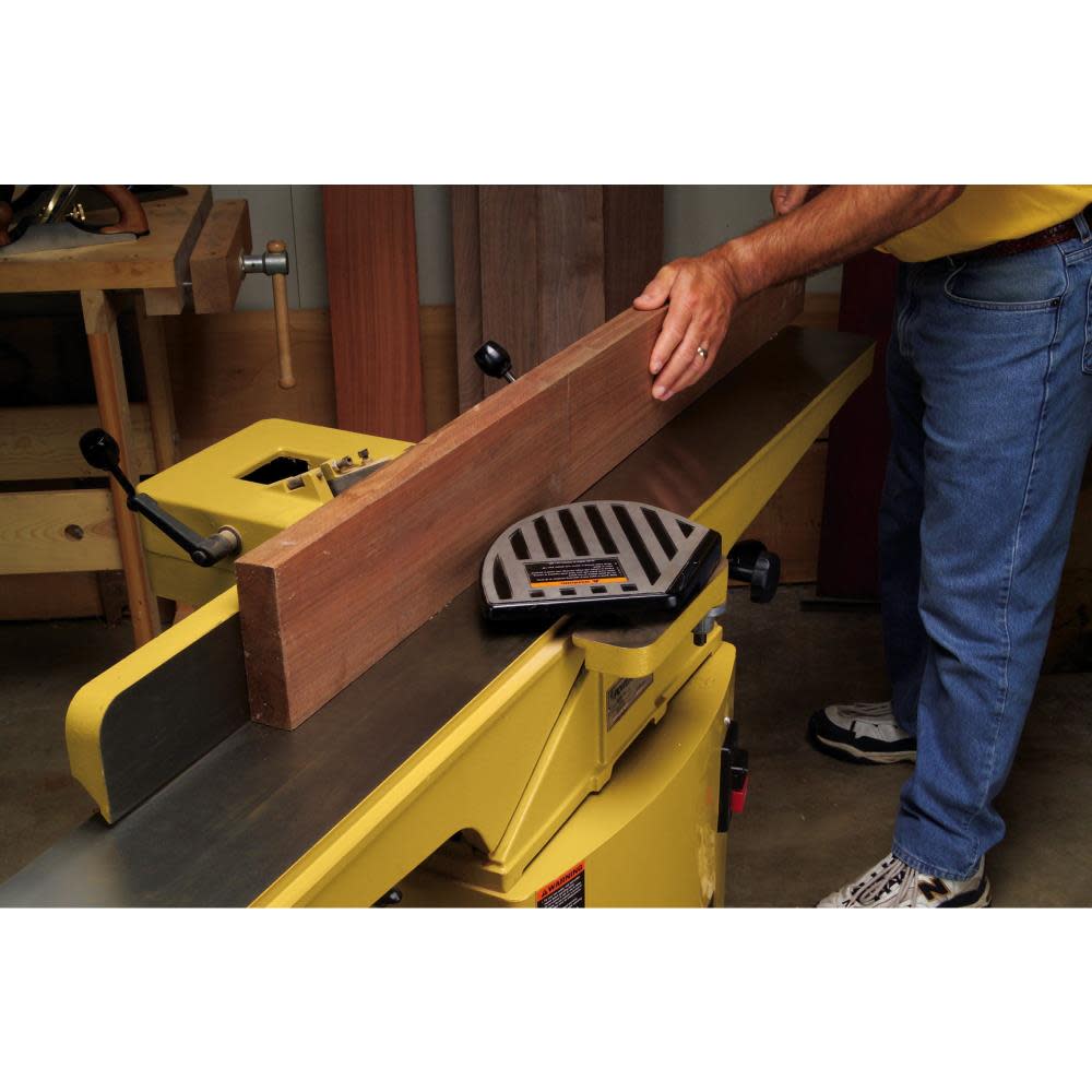 6 In. Jointer with Quick-Set Knives ;