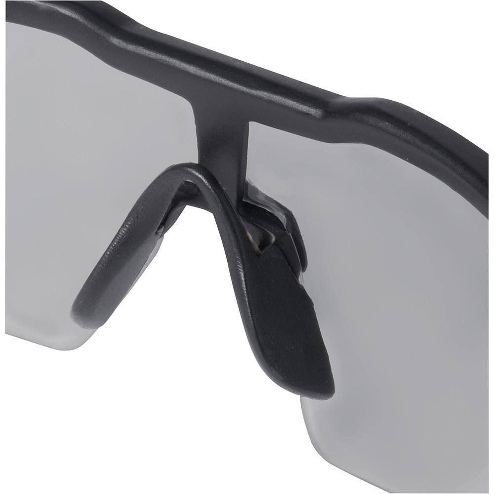 MW Gray Safety Glasses Anti-Scratch Lenses 48-73-2105