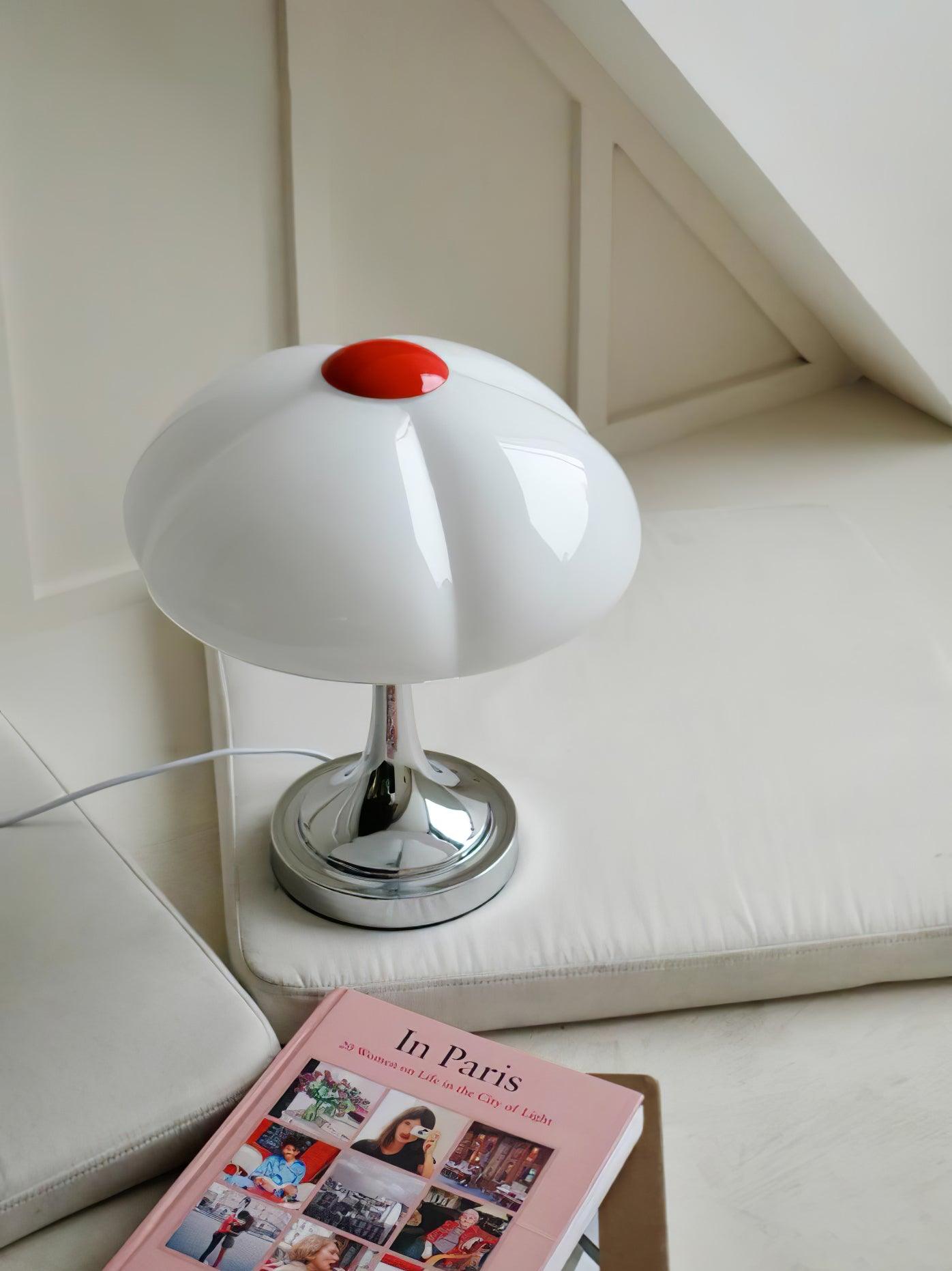 Flower Petal Table Lamp