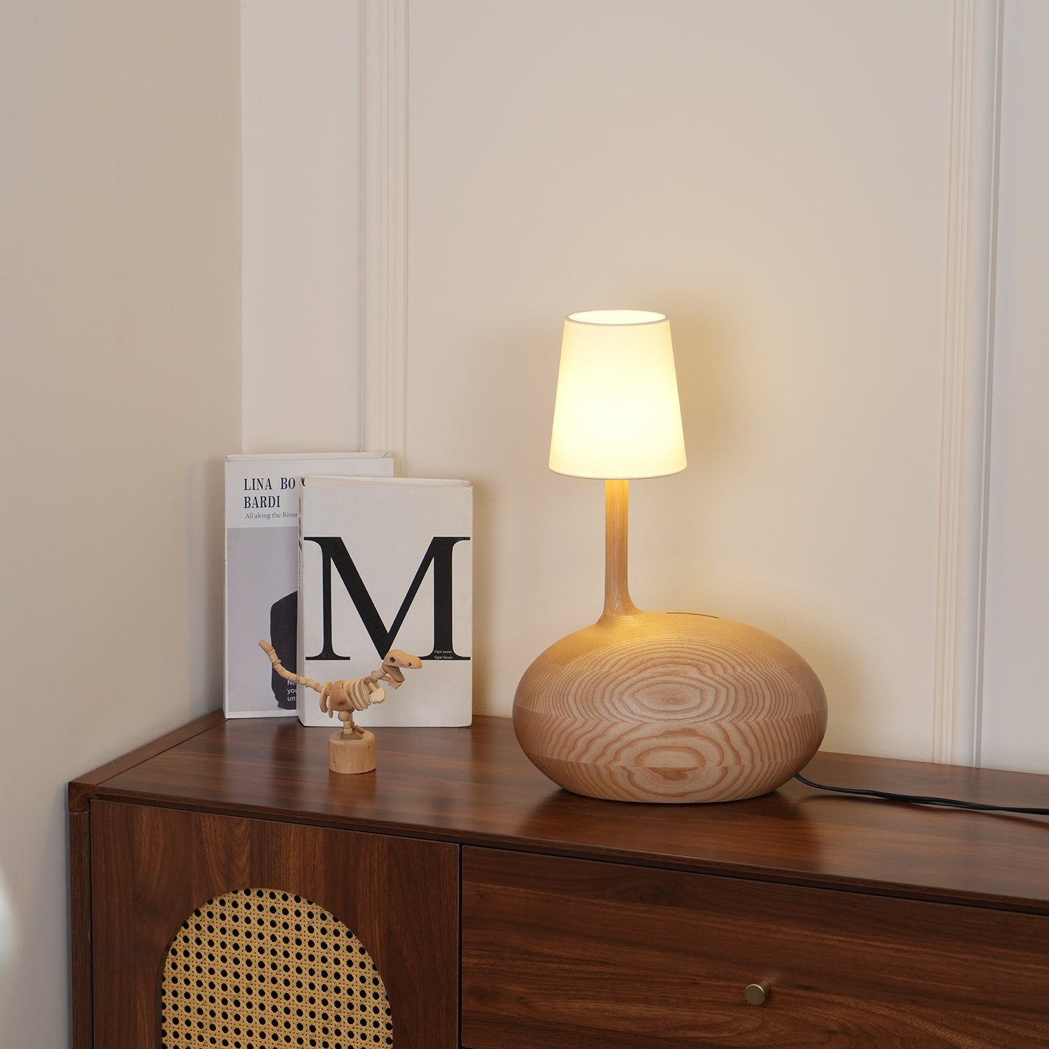 Snail Table Lamp