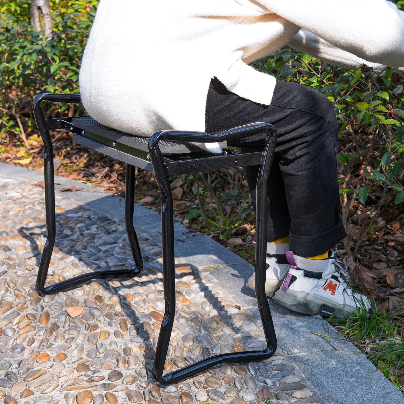 Artist Hand Black Deep Seat Garden Kneeler and Seat Folding Bench Stool w/ 2 Tool Pouche, Kneeling Pad Cushion, Detachable Belt