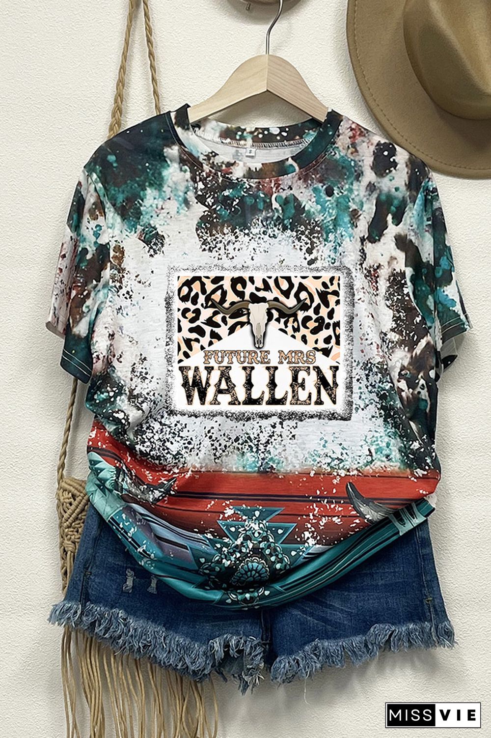 Retro Wallen Bull Skull Graphic Tee