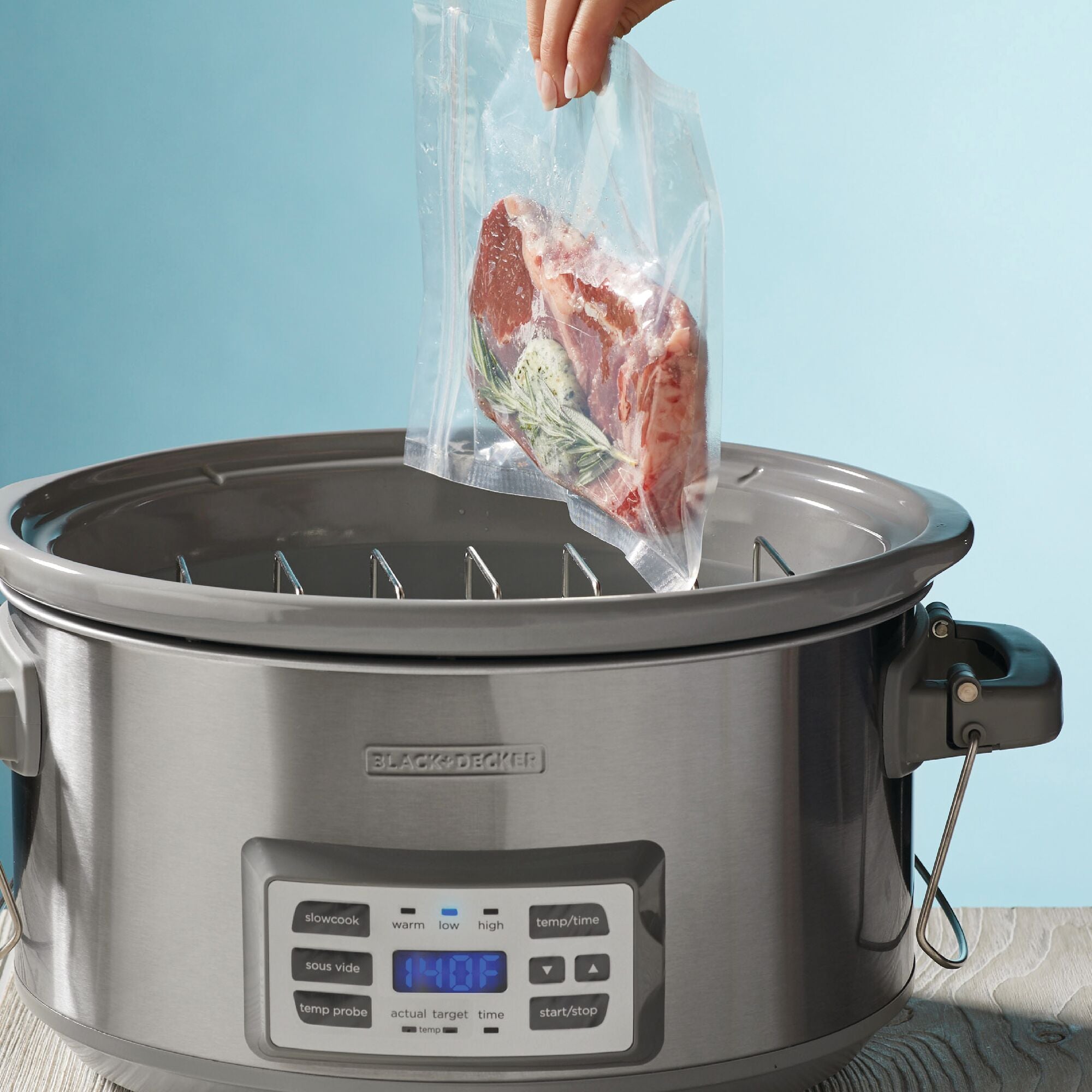 7-Quart Digital Slow Cooker With Temperature Probe + Precision Sous-Vide