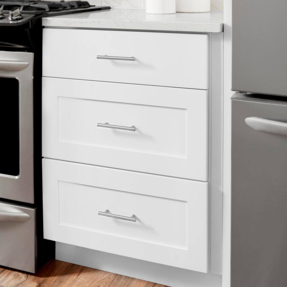 Hampton Bay Avondale Shaker Alpine White Ready to Assemble Plywood 18 in Drawer Base Kitchen Cabinet (18 in W x 34.5 in H x 24 in D) DB18