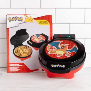 Uncanny Brands Pokemon 600 W Black 'Charizard' Round American Waffle Maker WM1-POK-CHZ