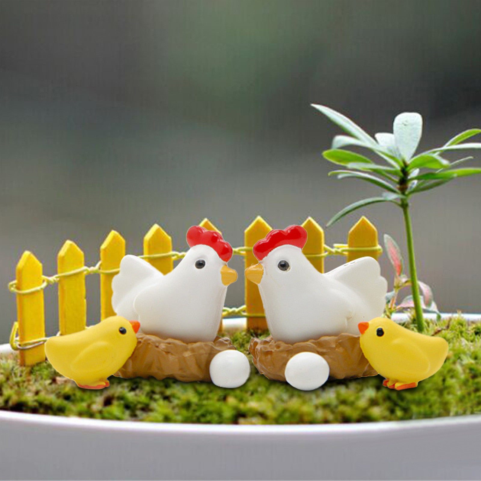 WANYNG Miniature Retro Wooden Chicken Coop Mini Family Chicken Hen Chick Egg Chicken Nest Ornament Micro Landscapes Fairy Garden Decor