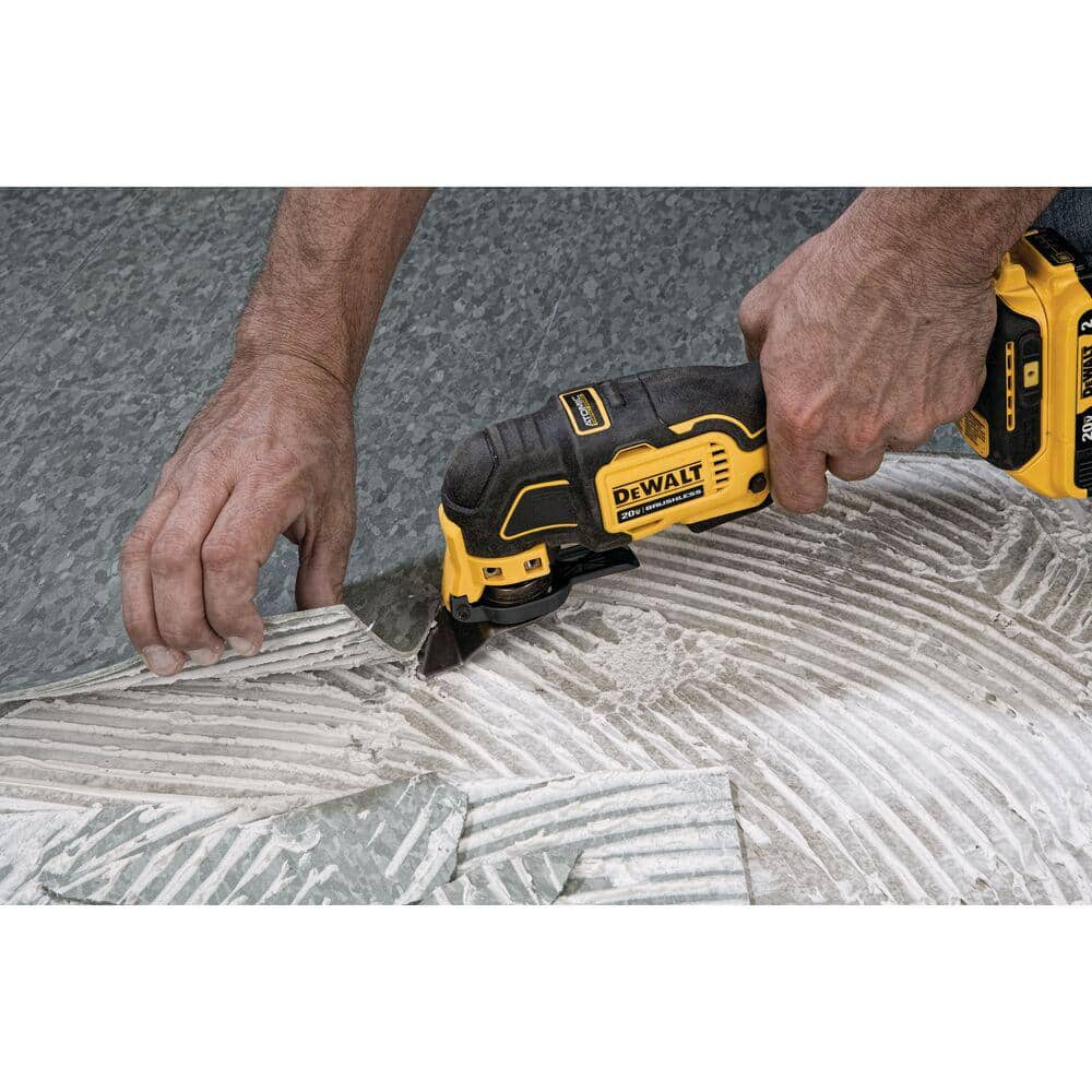 DEWALT ATOMIC 20V MAX Lithium-Ion Cordless Brushless Combo Kit with (2) 1.5Ah Batteries, Charger, and Bag DCK224C2