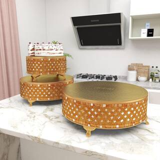 Litton Lane Gold Metal Glam Cake Stand (Set of 3) 23980