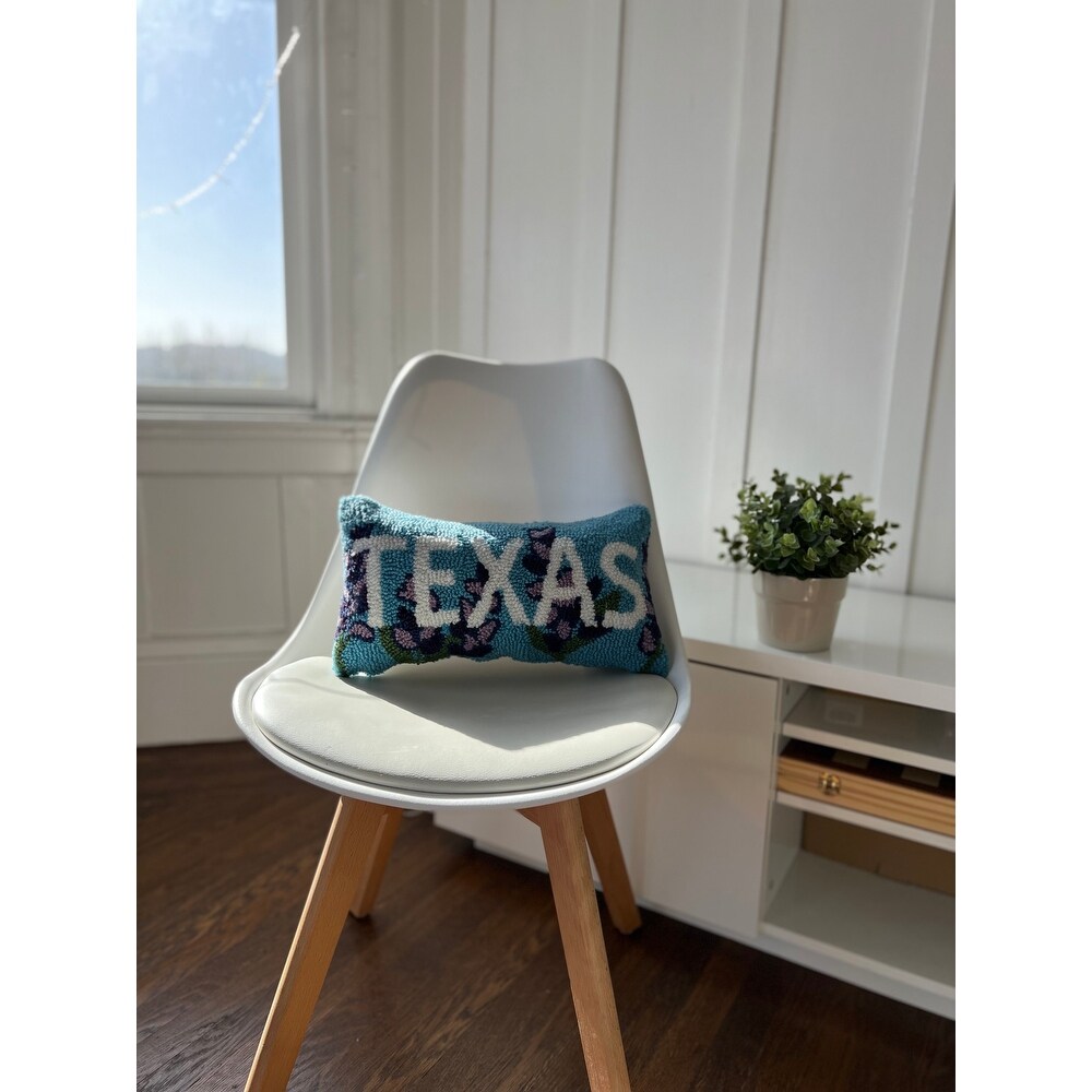 Texas Blue Bonnet Hook Pillow  9x16\