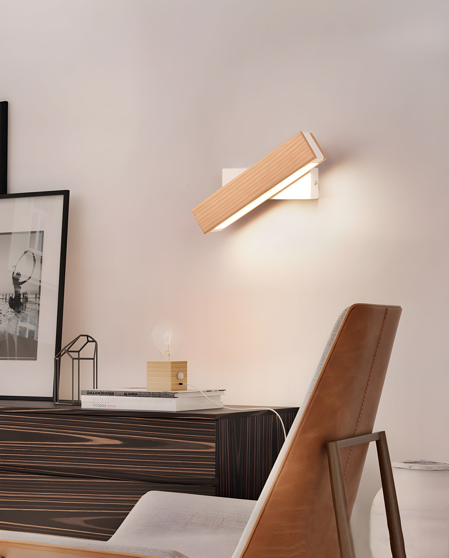 Luca Angle Wall Light