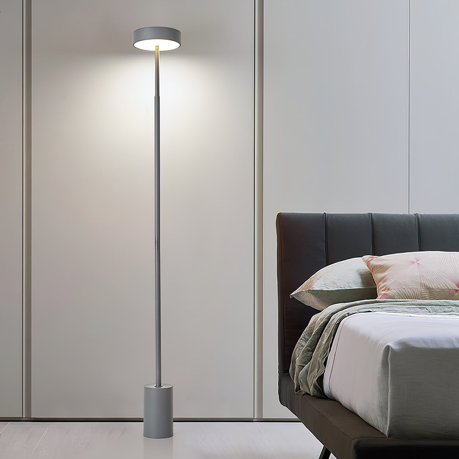 Naya Rotatable Floor Lamp