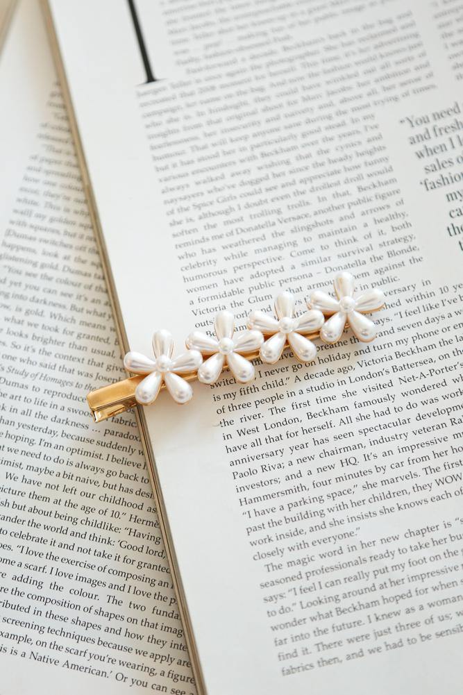 Ocean Star Hair Clip White