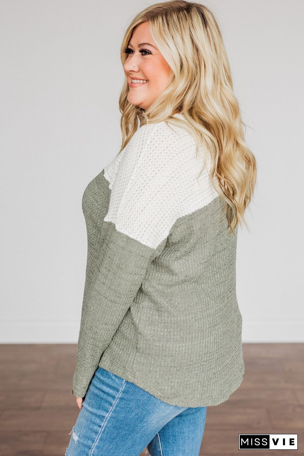 Green Plus Size Colorblock Knit Long Sleeve Top