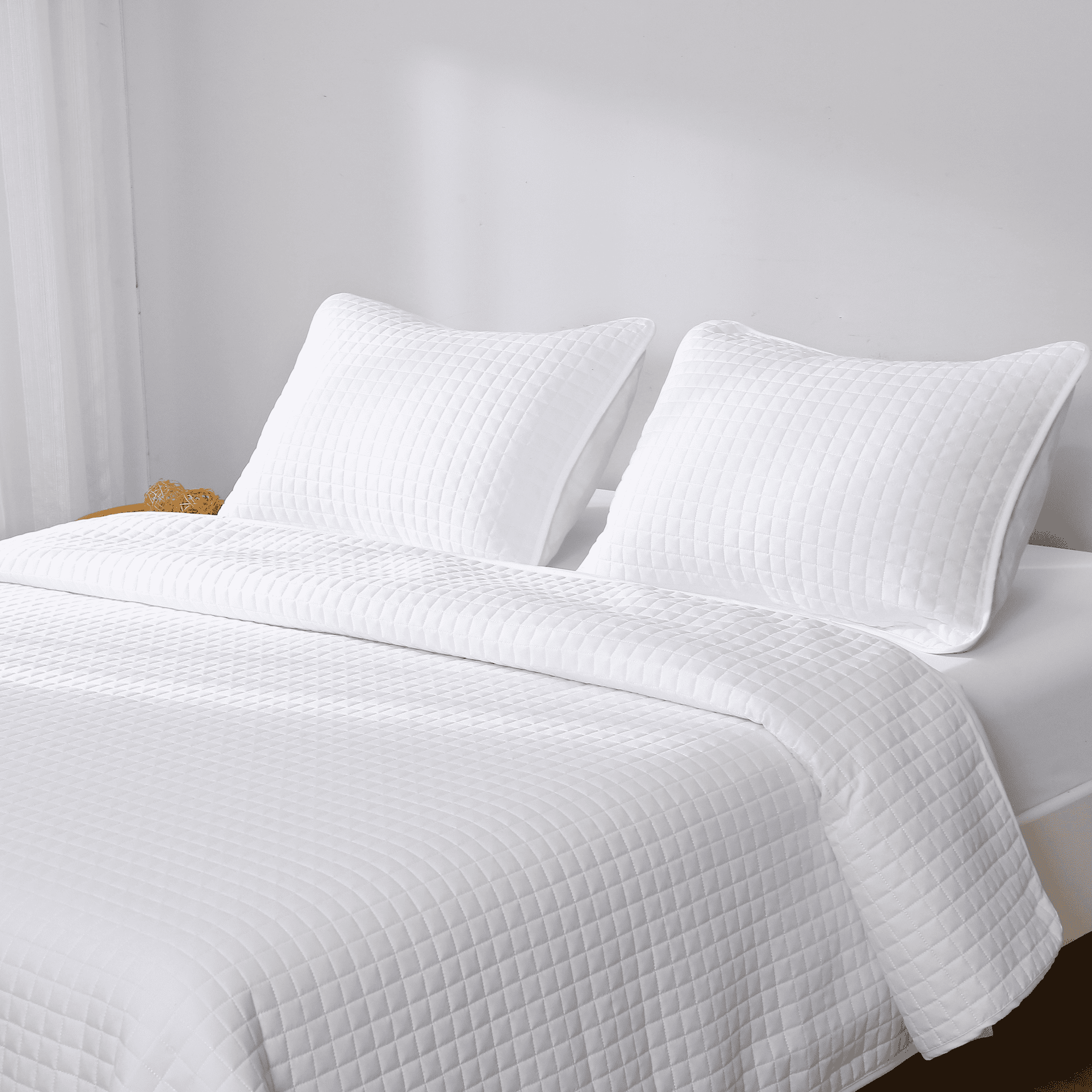 Home Quilt Set 2 Pieces White Quilt Set Soft Microfiber Bedspreads Twin Size Lightweight Coverlet with Square Stitch Design Comforter Set Bed Cover for All Season（1 Quilt 1 Sham）