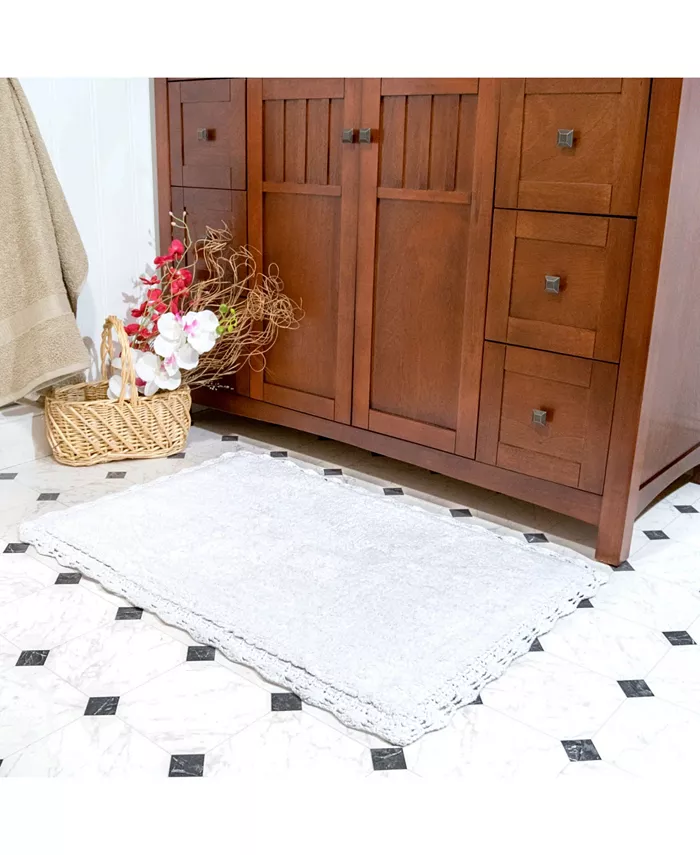 Chesapeake Crochet 2 Pc Bath Rug and Runner Set