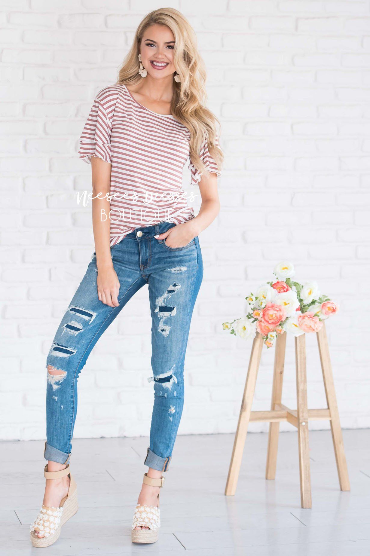 Ruffle Sleeve Scoop Neck Tee