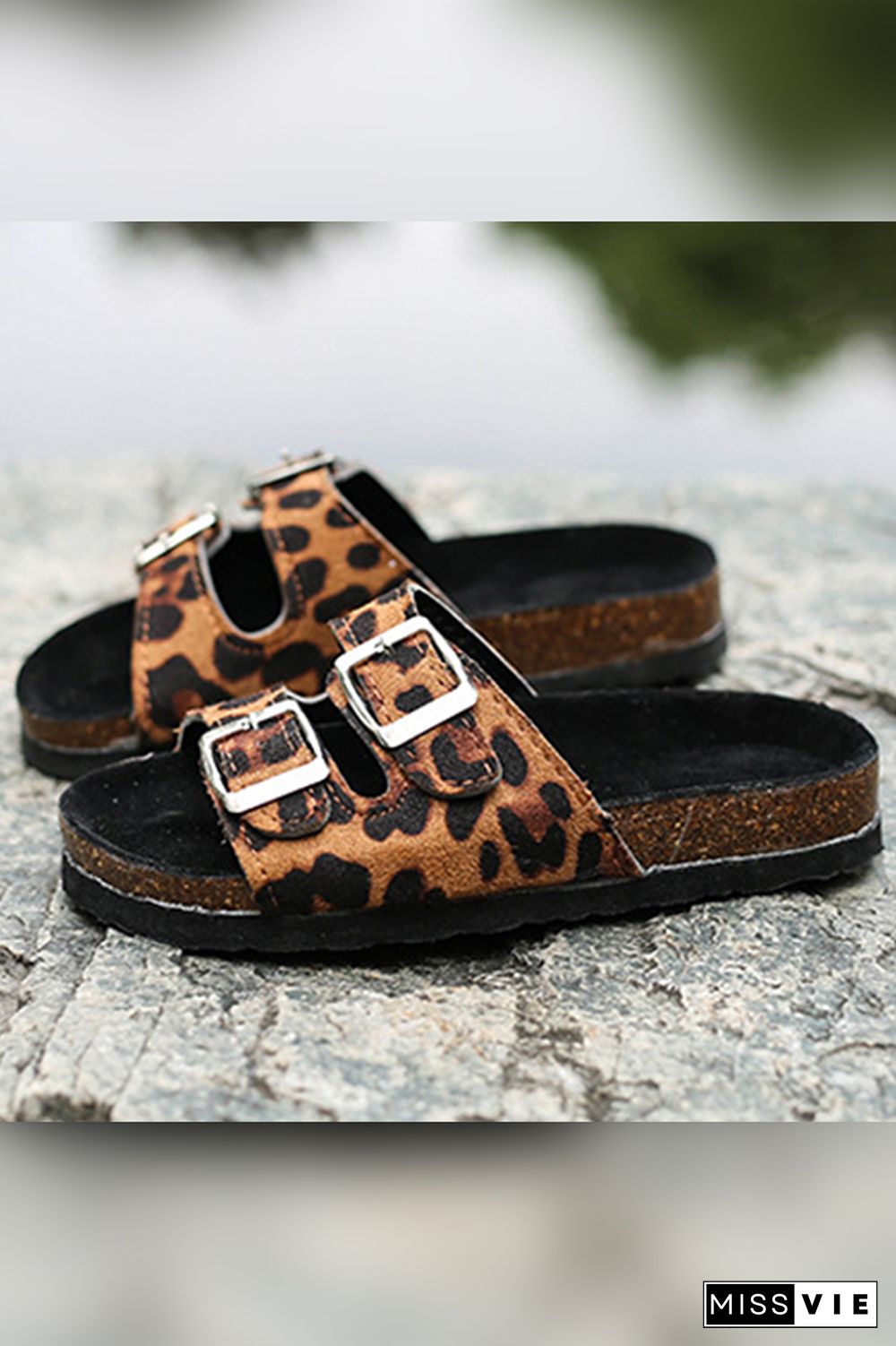 D-ring Buckled Slippers Wholesale