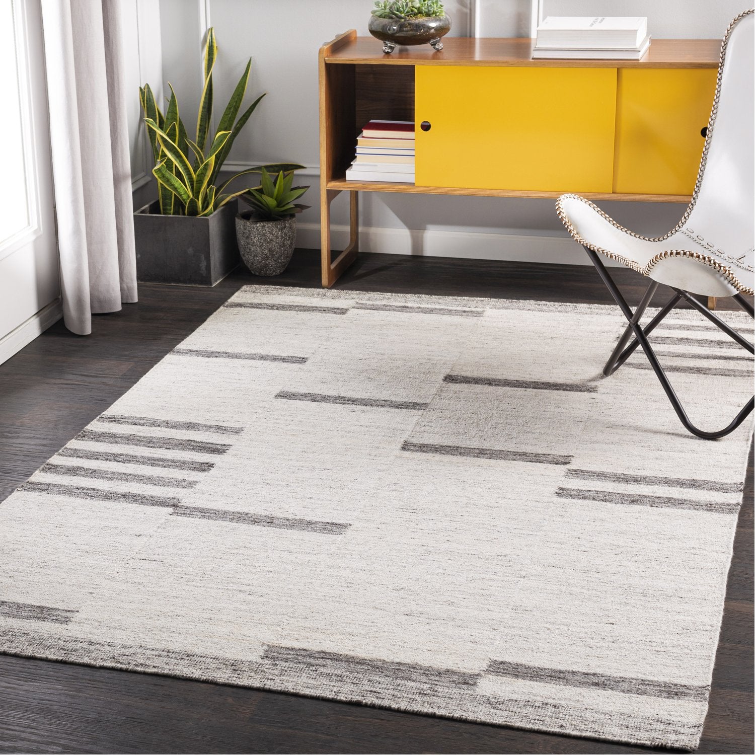 Tamaris Hand Woven Rug in Cream, Medium Gray, Charcoal, Light Gray